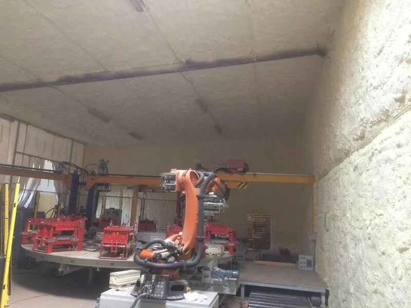 Isolation combles mousse projetée - chantier Ovalpro